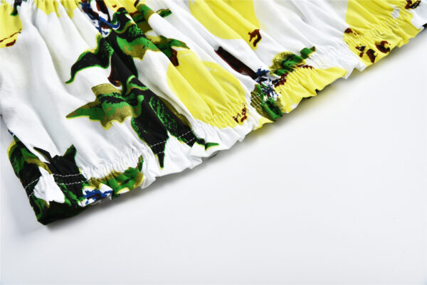 Top con estampado de flores A&P. - Imagen 4