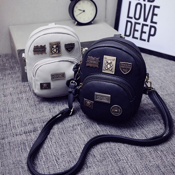 Spring bag women 2020 new version of Korean fashion tide badge, Mini Shoulder Bag vertical type square oblique cross packet