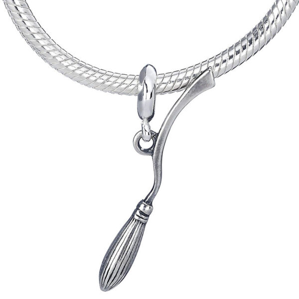 Colgante charm plata Broomstick Harry Potter